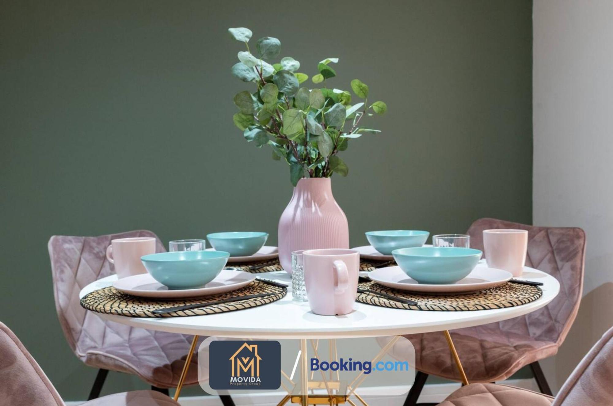 Stylish Two Bed Town Centre Apartment By Movida Property Group Short Lets & Serviced Accommodation With Parking Харрогейт Экстерьер фото